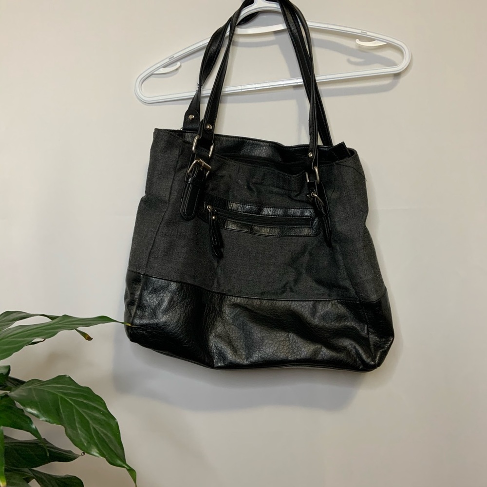Large Grey Purse with Faux Leather Bottom